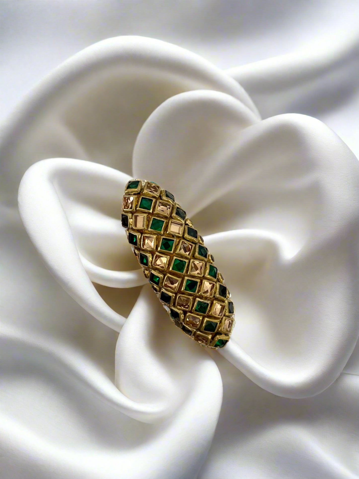 Green and Gold Kundan Saree Pin