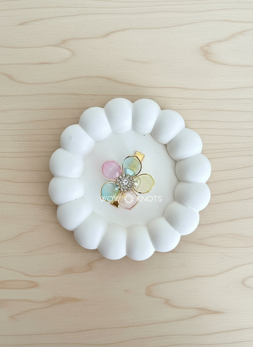 Pastel Fleure Alligator Hair Clip