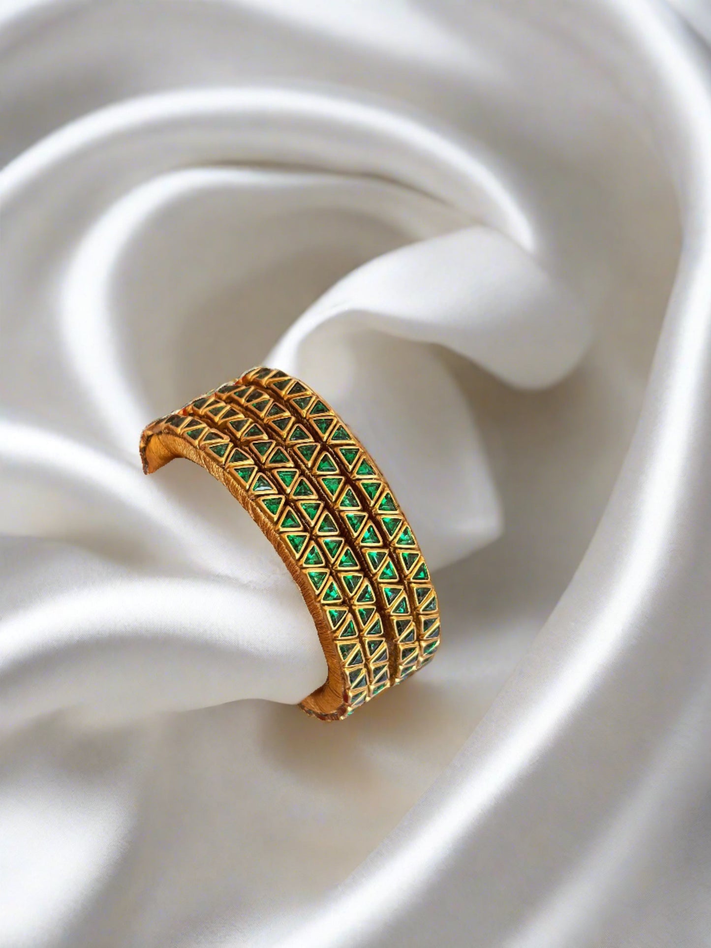 Green Glossy Silk Thread Kundan Bangles(Green Triangle Shaped Glossy Kundans)