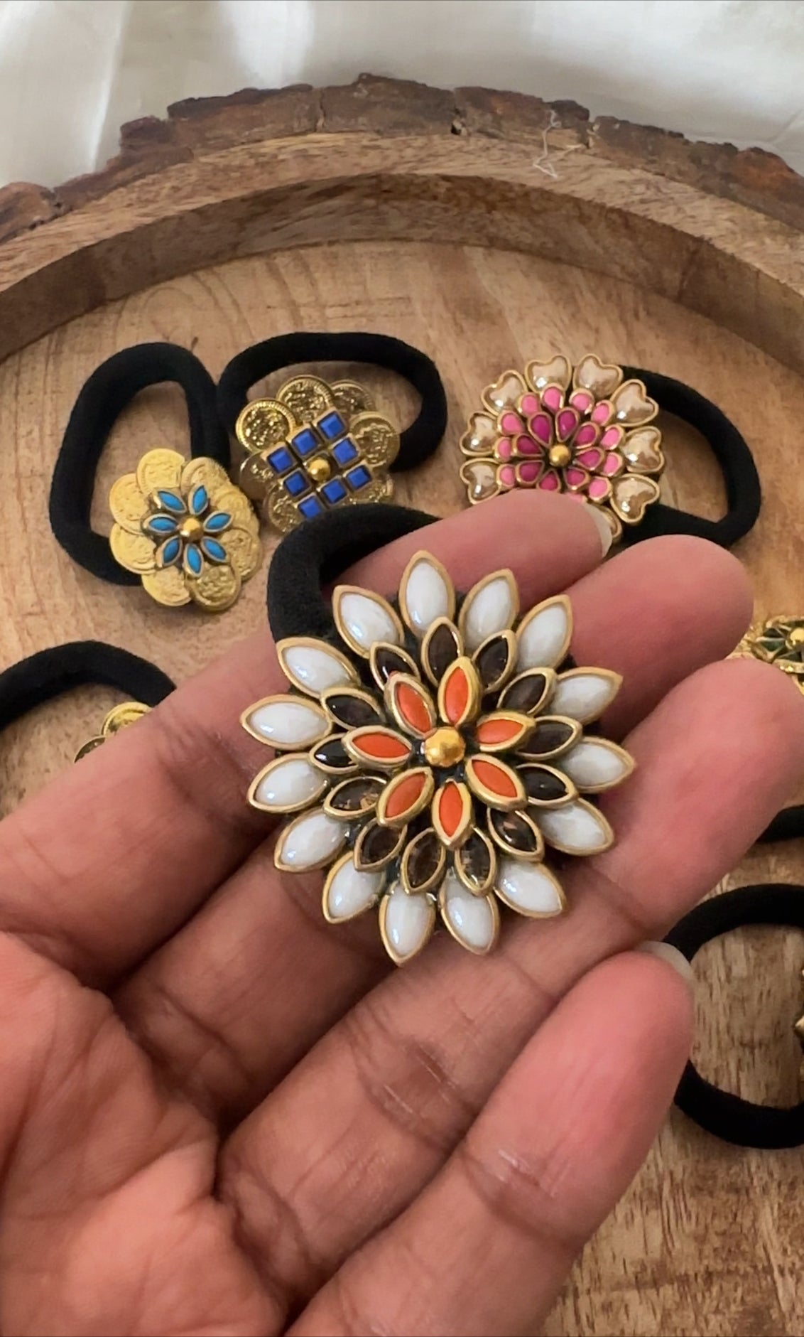 Big Pearl White Leaf Daisy Gold and Orange Colour Kundan Rubber Band/Hair Tie