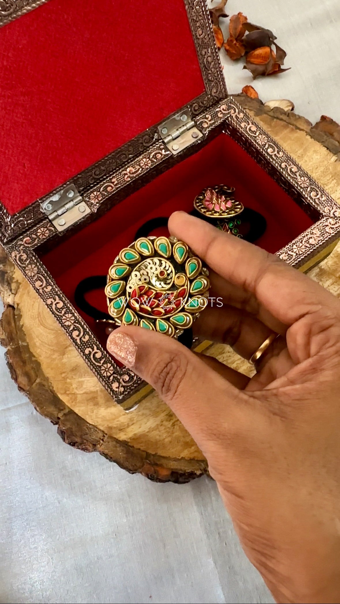 Peacock Kundan Rubber Band/Hair Tie