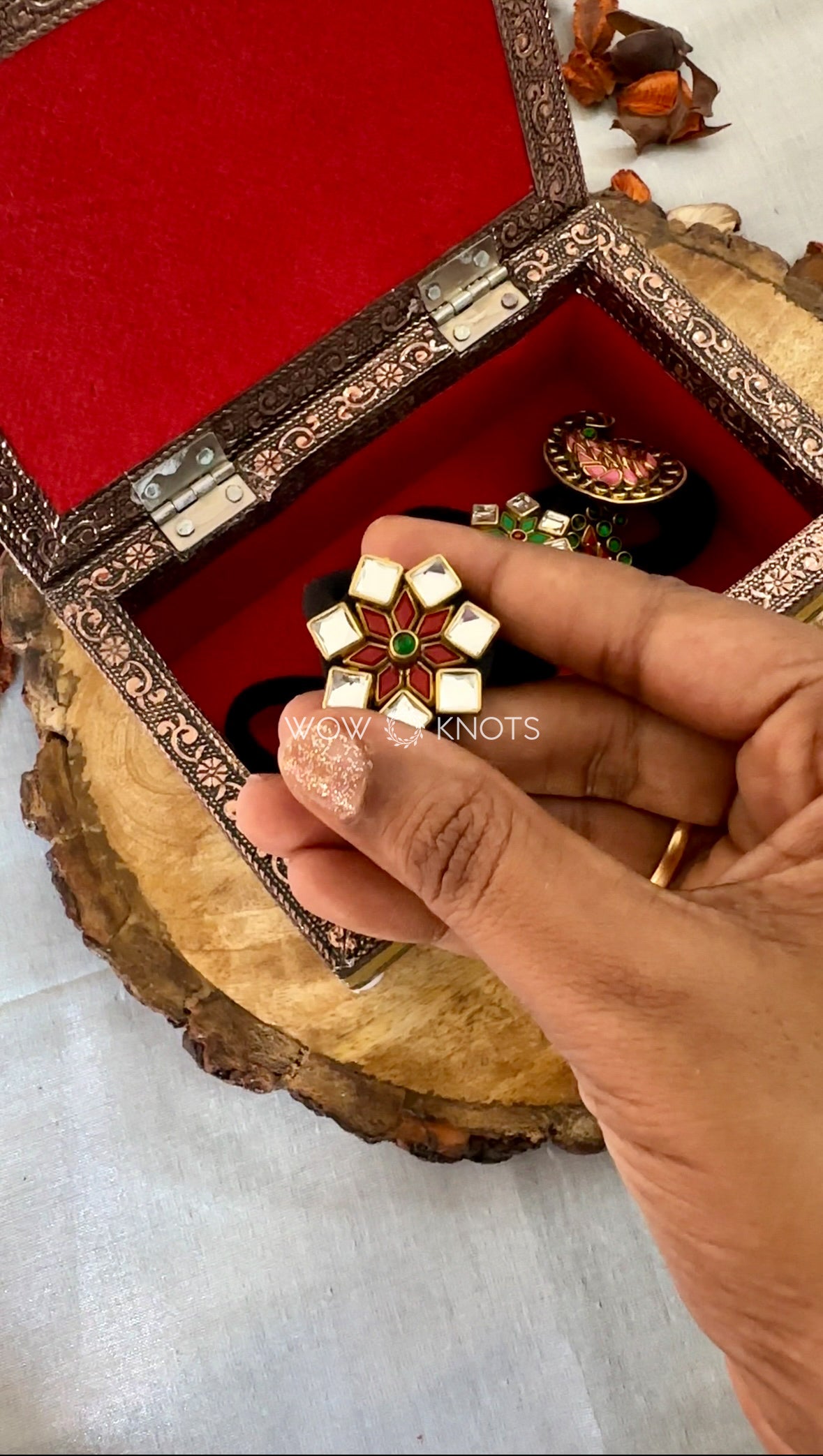 Small Diamond Flower Kundan Rubber Band/Hair Tie