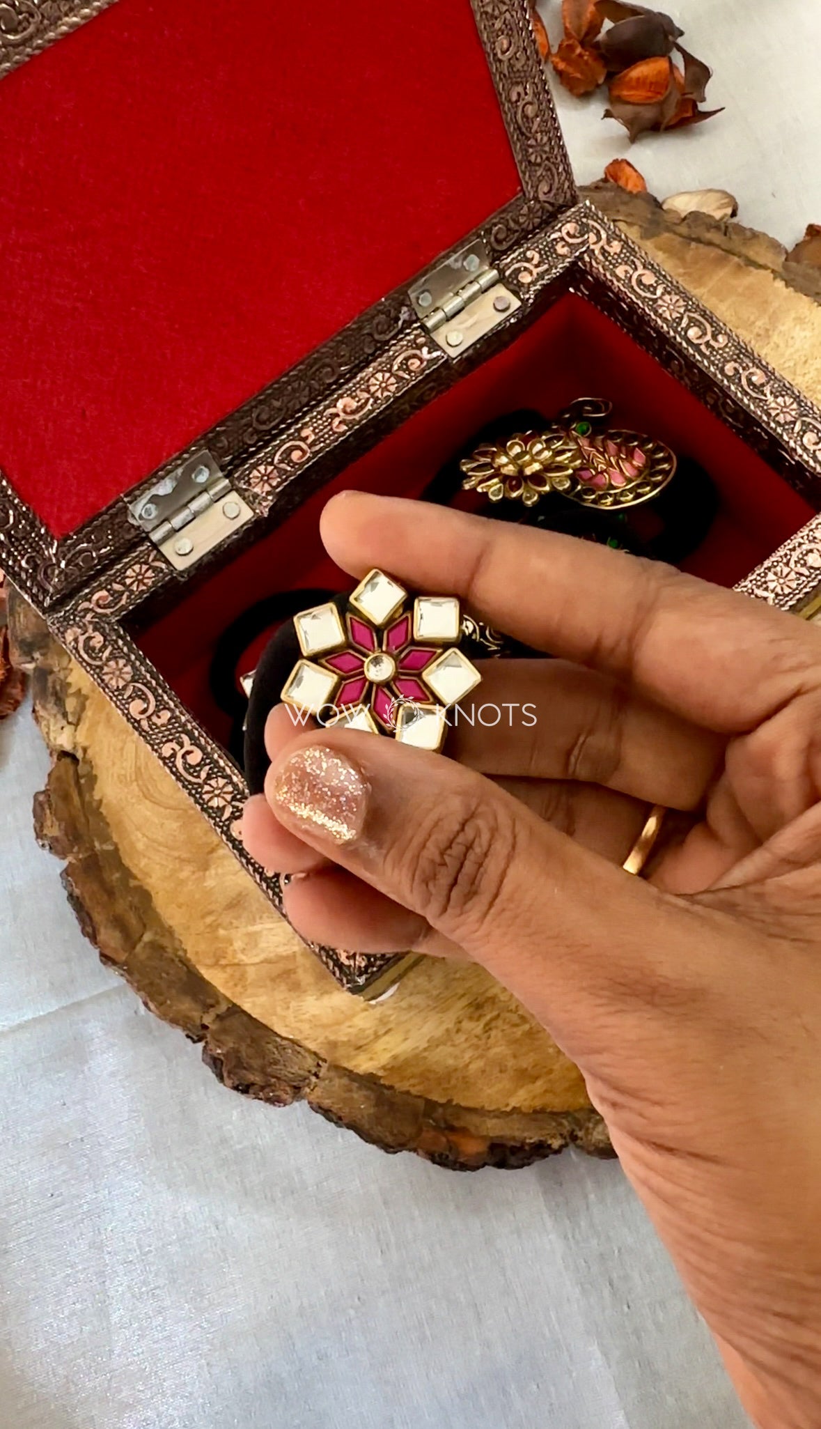 Small Diamond Flower Kundan Rubber Band/Hair Tie