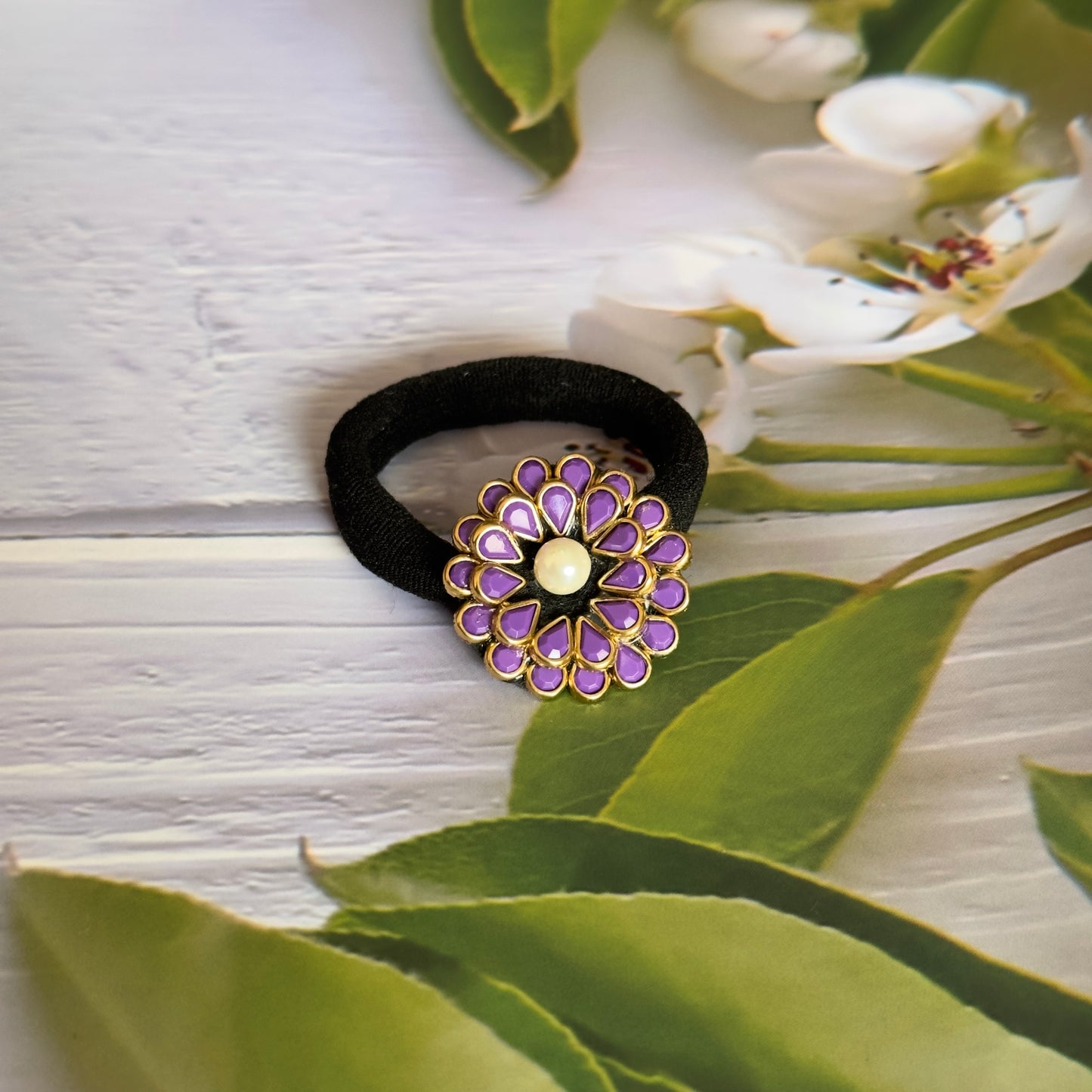 Kundan Rubber Band/Hair Tie - Daisy
