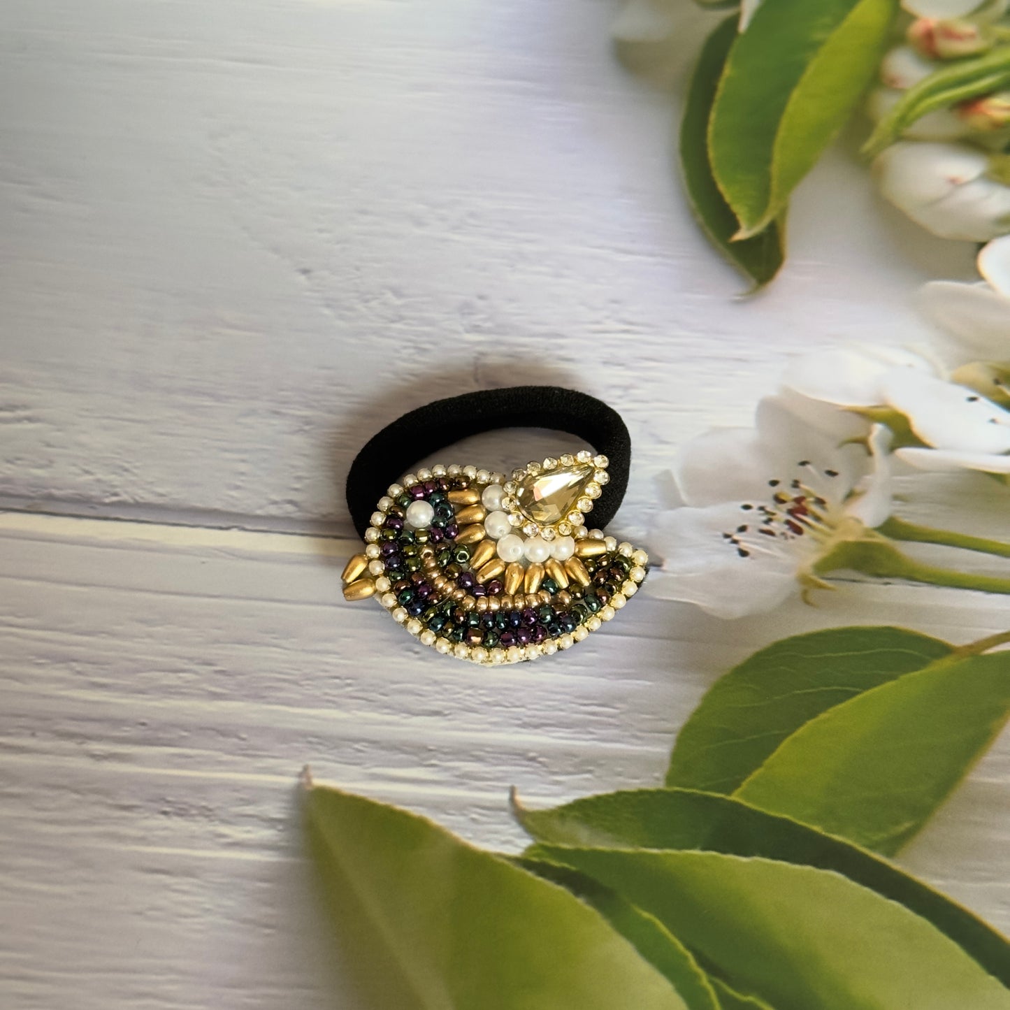 Kundan Rubber Band/Hair Tie - Beaded Sparrow