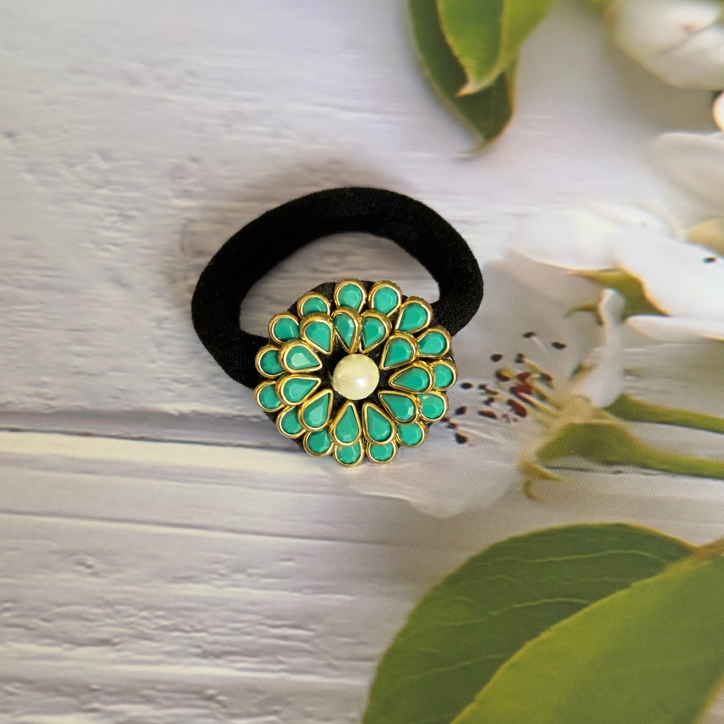 Kundan Rubber Band/Hair Tie - Daisy