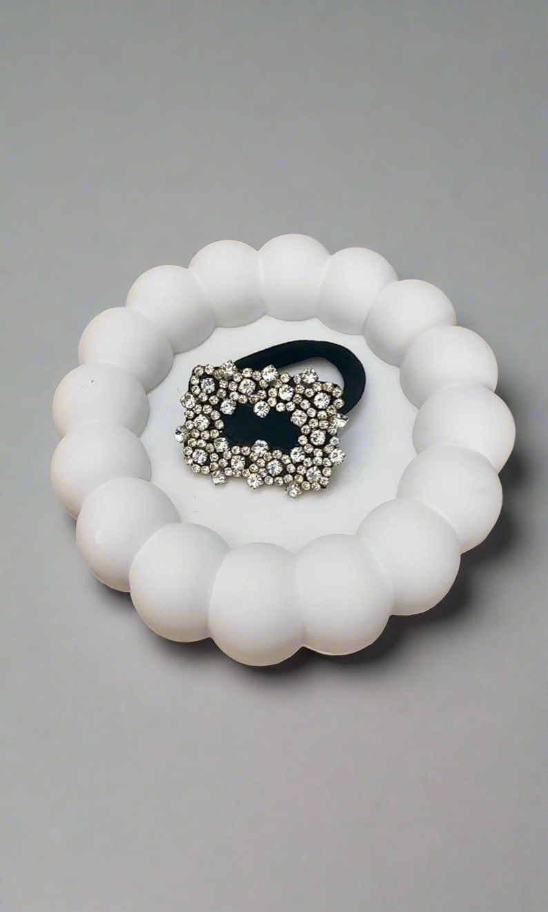Handmade Stone Hair Ties – Stylish & Elegant Hair Accessories
- Rectangle