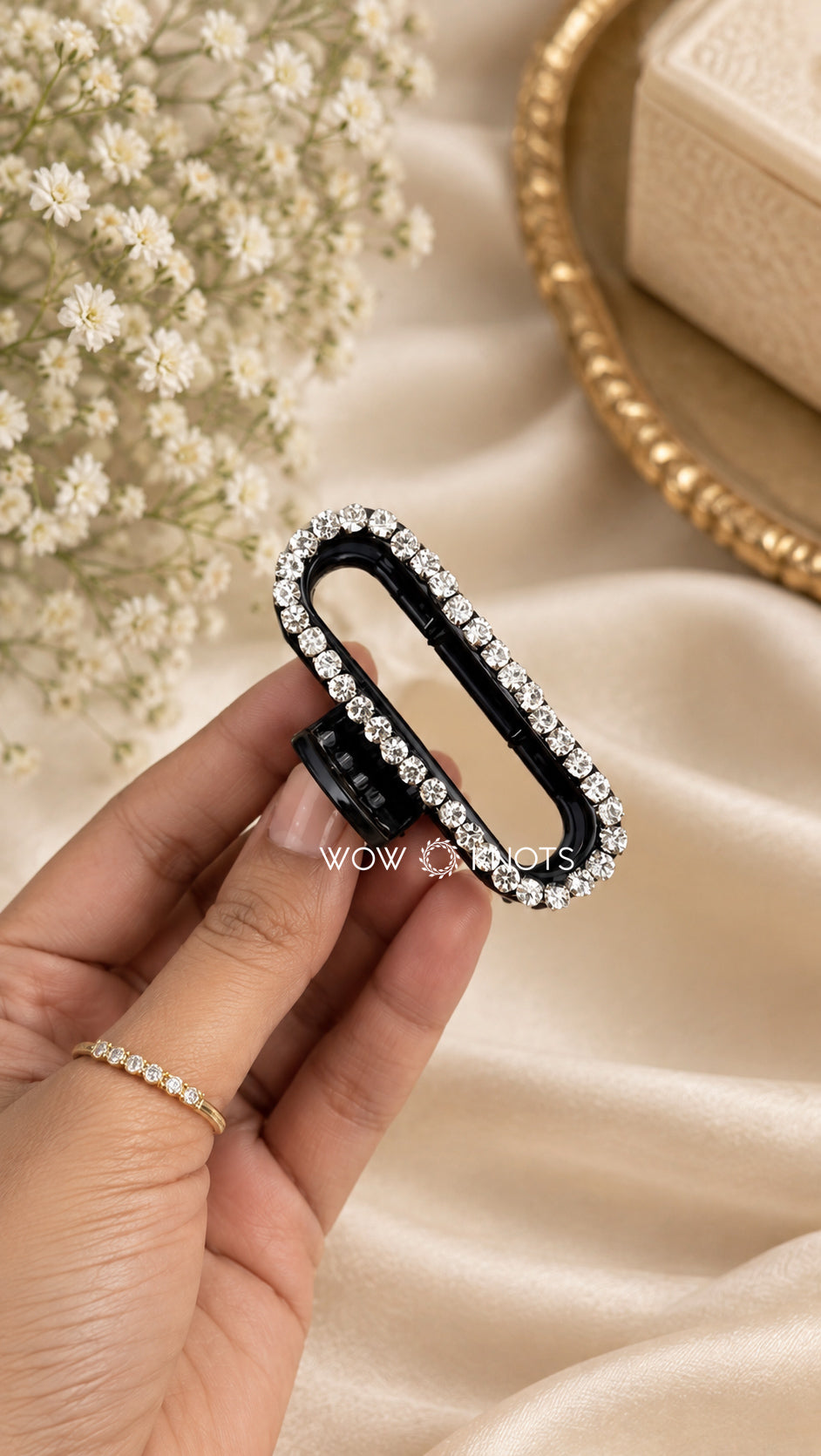 Black Rhinestone Claw Hair Clip – Crystal Embellished Elara