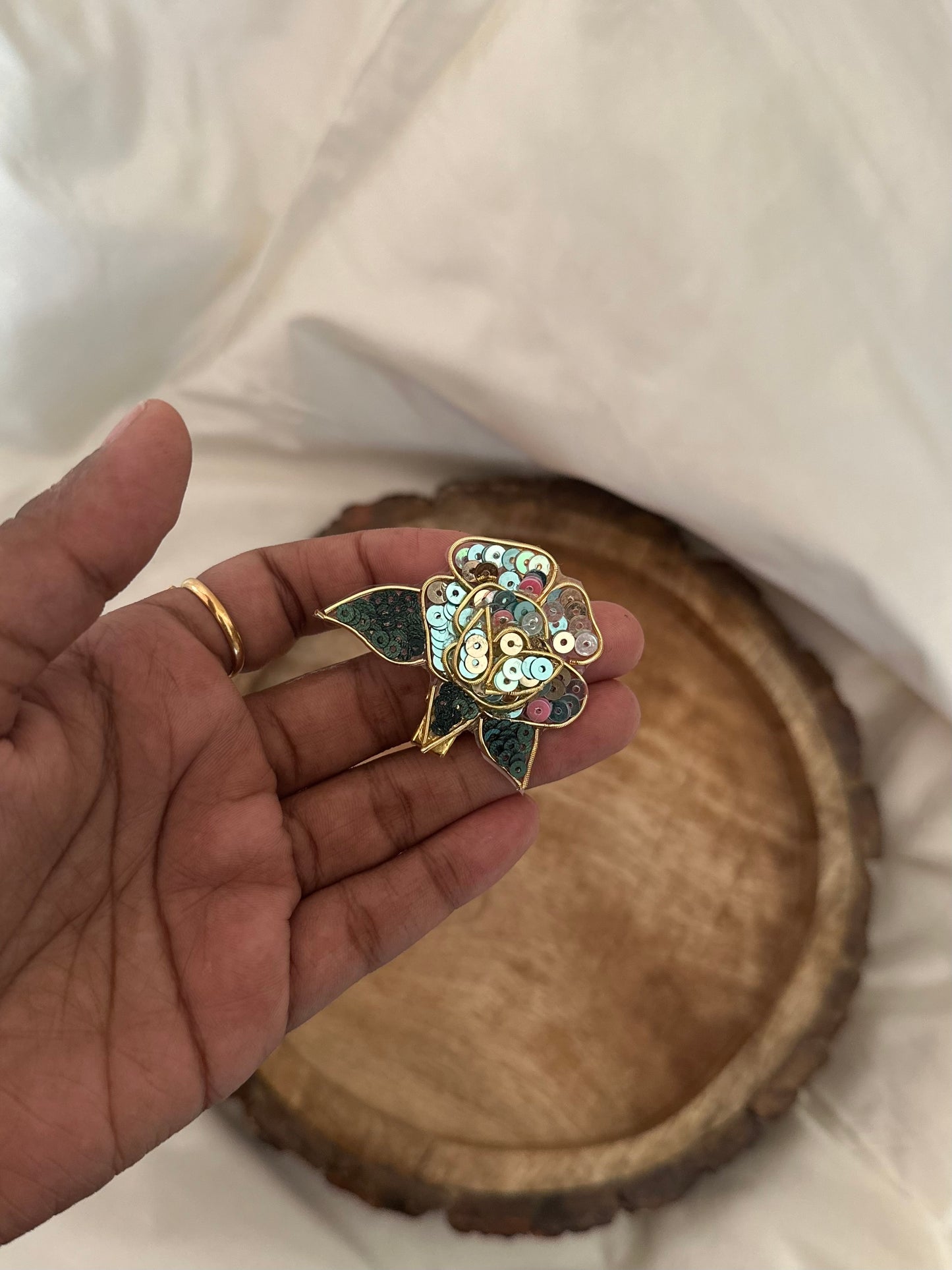 3D Rose Alligator Kundan Hair Clip/3D Kundan Hair Accessories/3D Hair Clips (Green and Multicolour Sequins)