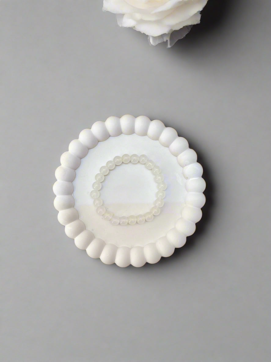 Cloudy White Jelly Glass Bead Bracelet