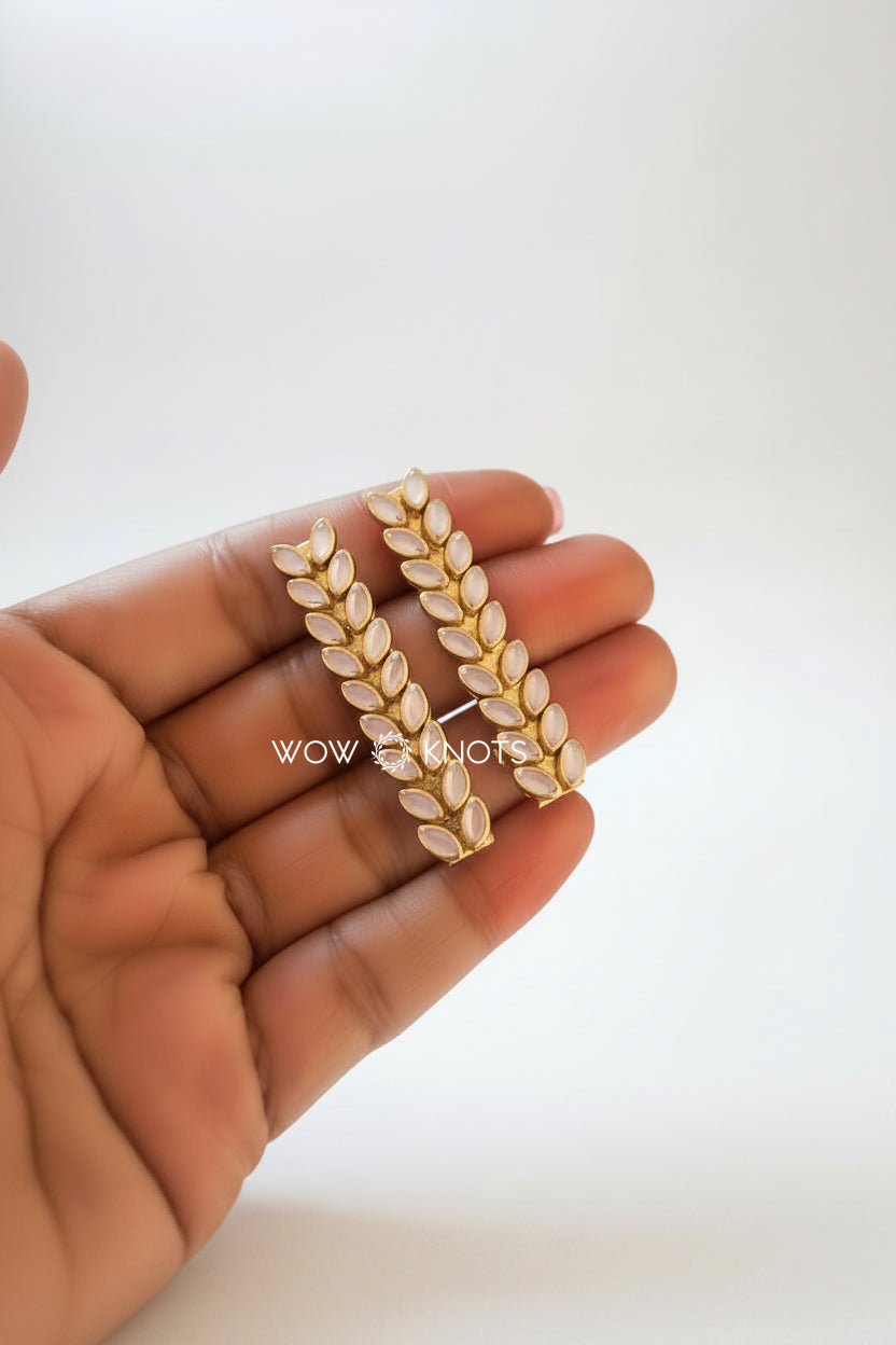 Glossy Baby Pink Petal Kundan Hair Clip