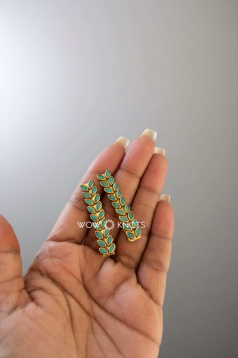 Green Matt Petal Kundan Hair Clip