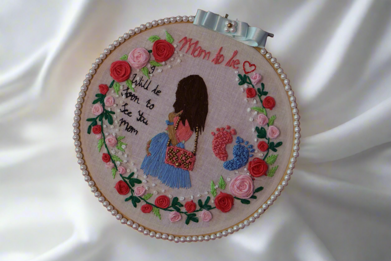 Mom to Be Embroidery Hoop/Pregnancy Art Embroidery Hoops